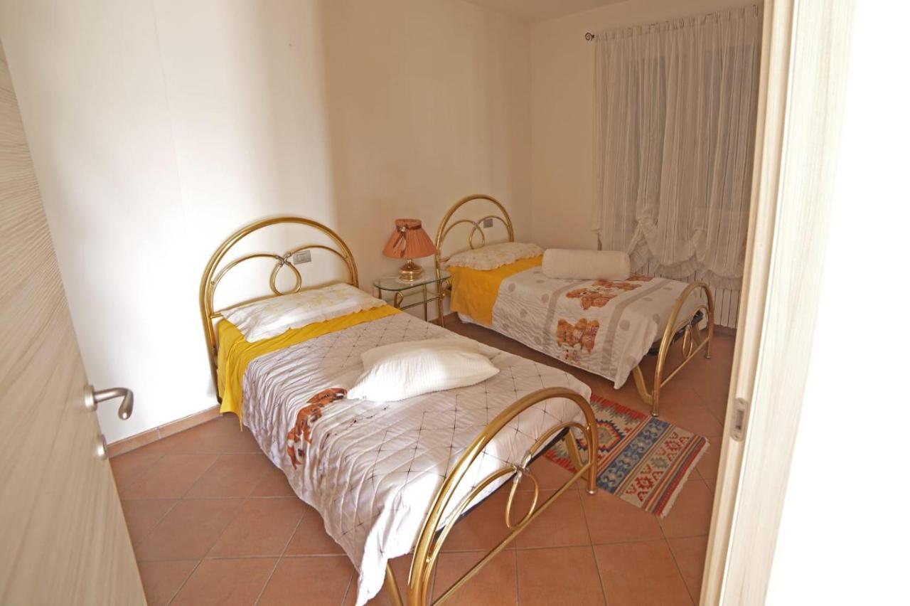 Casa Vacanze Al Capriano Appartamento Mora Cantello Exterior foto
